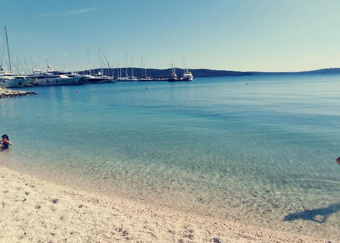Cosy Family Apartment Marina Kastela Near Airport